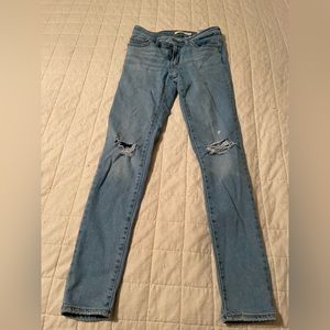 Levis 711 size 24